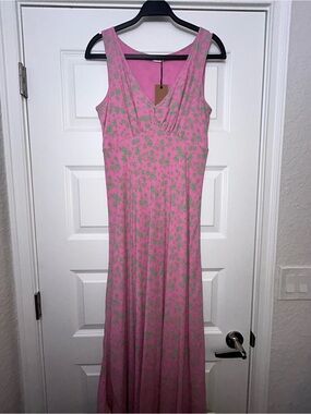 New, Hush Jemma Tea Ditsy Floral Maxi Dress